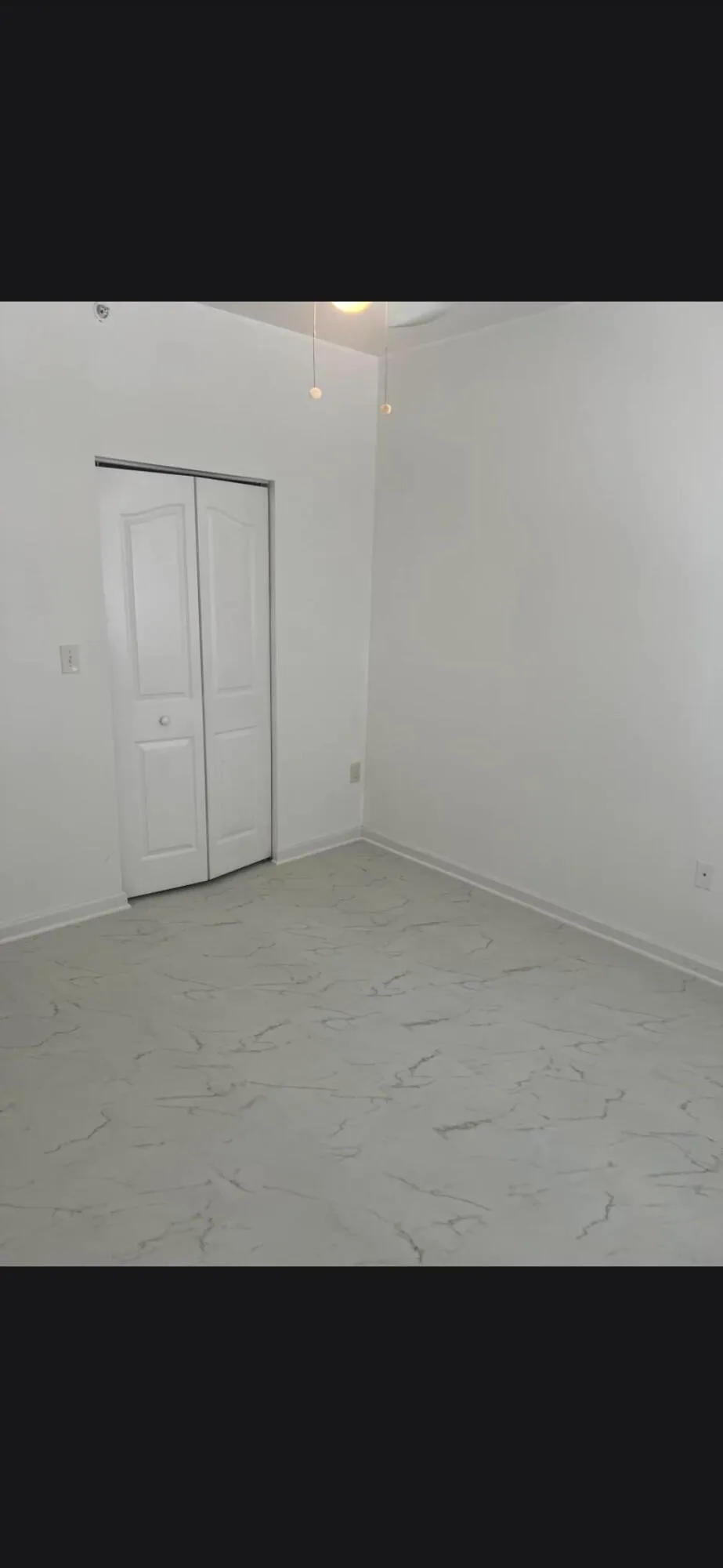 2202 bedroom2
