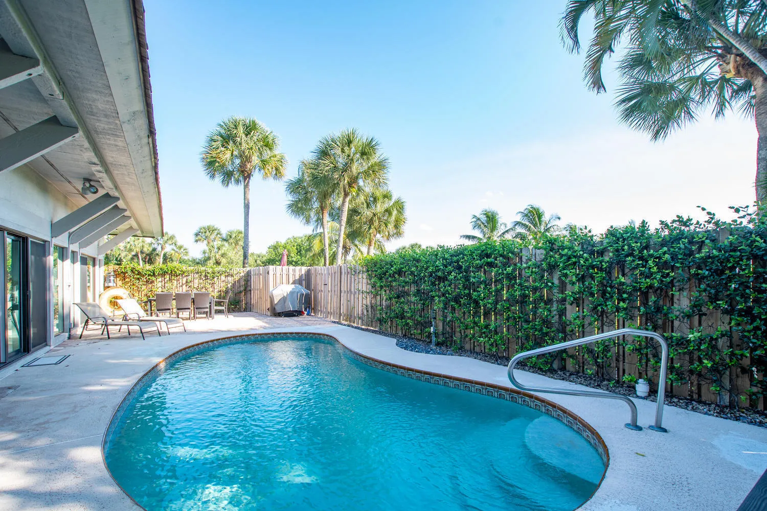 Patio | Pool