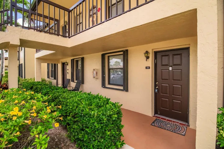 4688 Lucerne Lakes Blvd-4