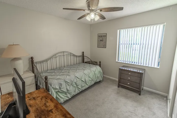 4688 Lucerne Lakes Blvd-21