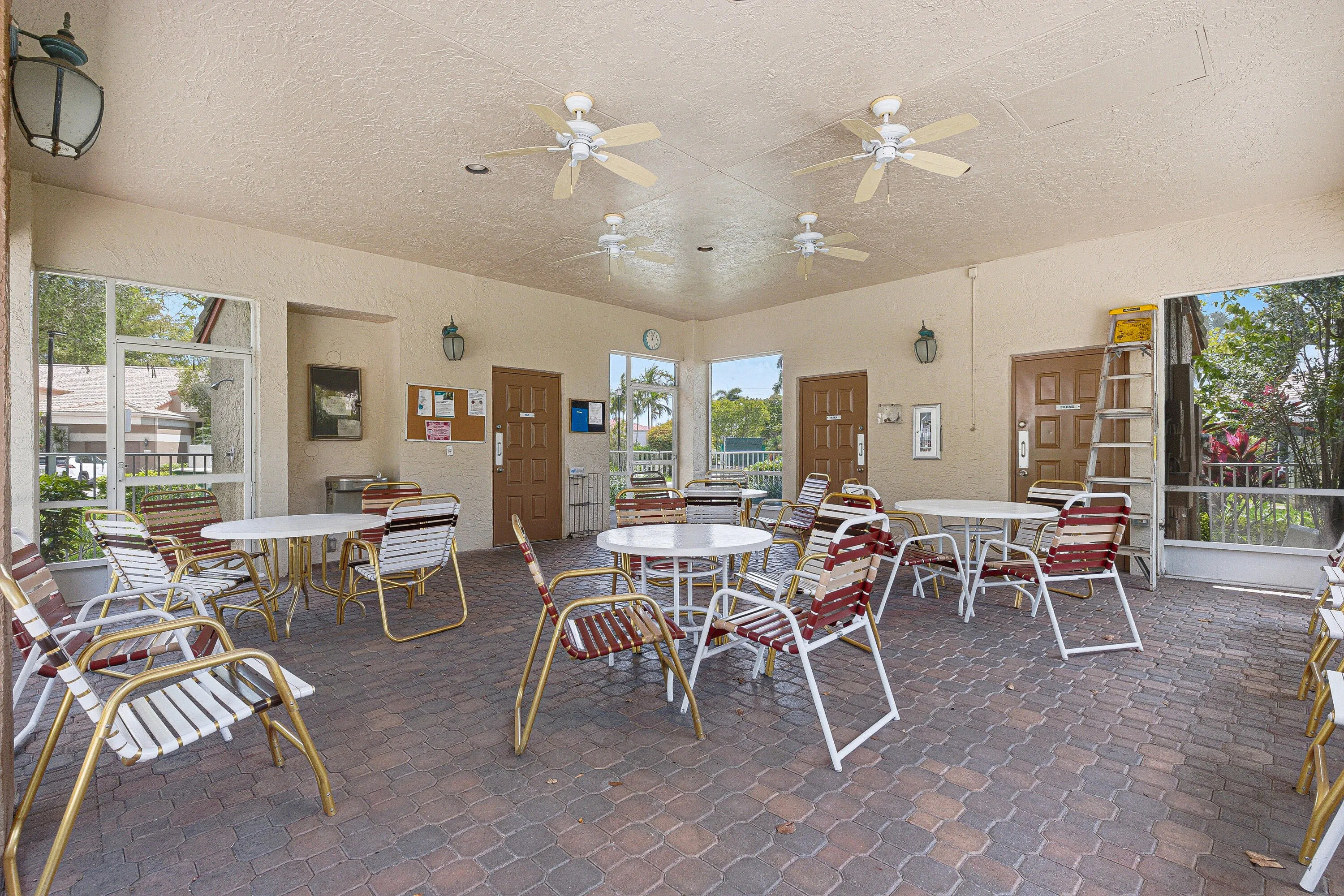 Gazebo-Interior