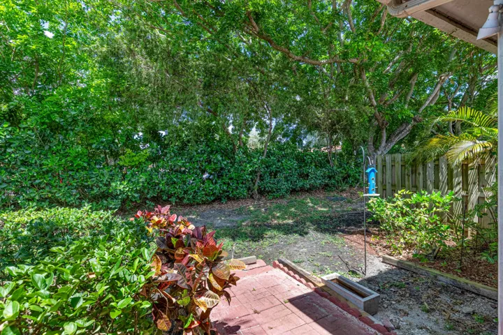 PRIVATE BACKYARD