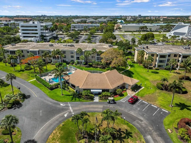 300-N-Hwy-A1A-Apt-203C-HigMedia-041-1280
