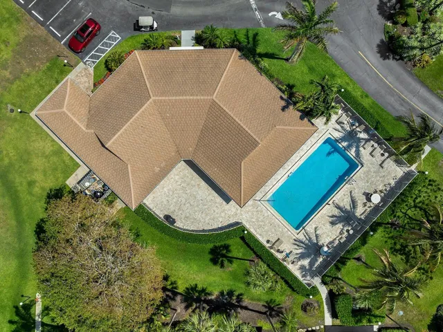 300-N-Hwy-A1A-Apt-203C-HigMedia-042-1280