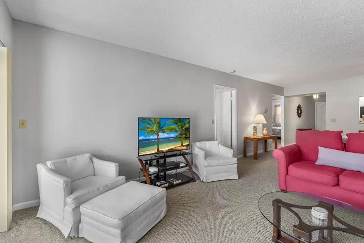 300-N-Hwy-A1A-Apt-203C-HigMedia-023-1280