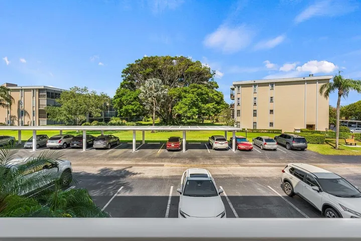 300-N-Hwy-A1A-Apt-203C-HigMedia-010-1280