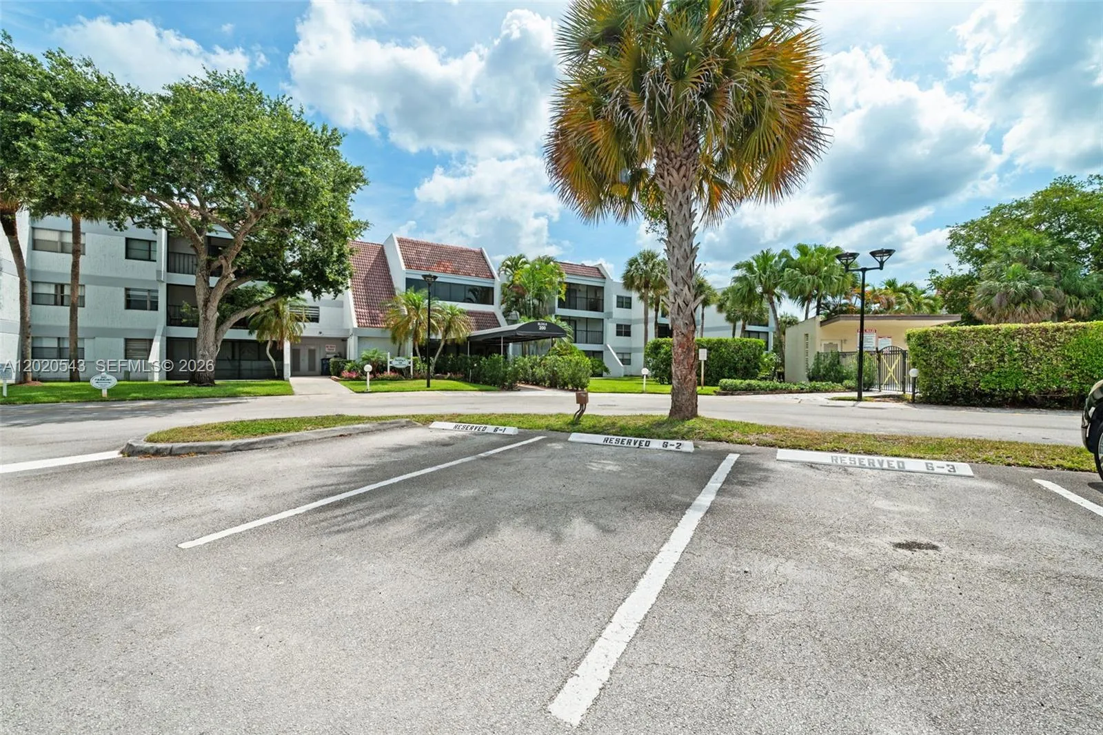 Space front building