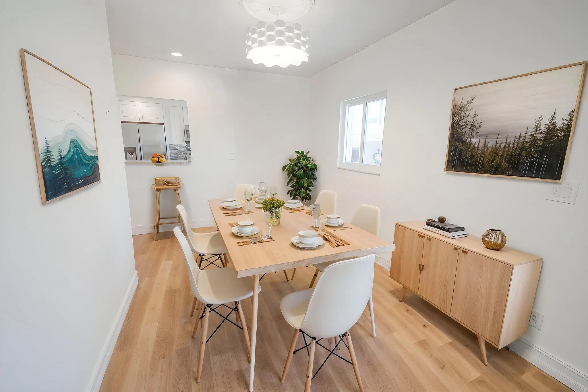 Dining Area - Virtually Staged
