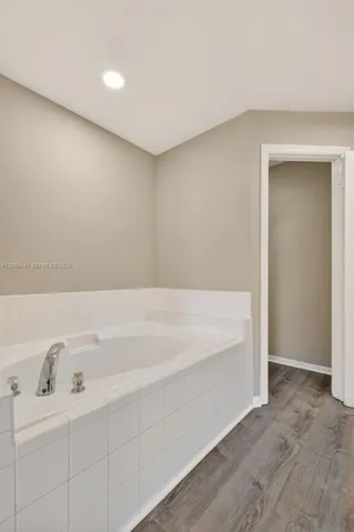 Primary En-Suite Bathroom