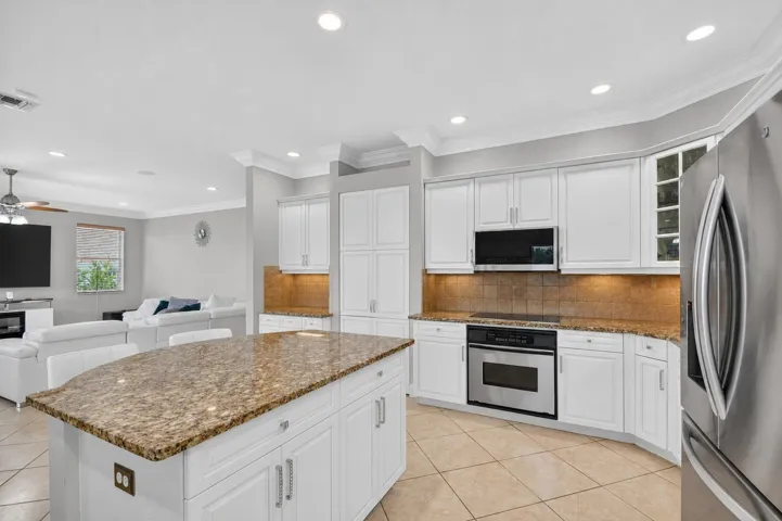 Updated Kitchen *AI Enhanced