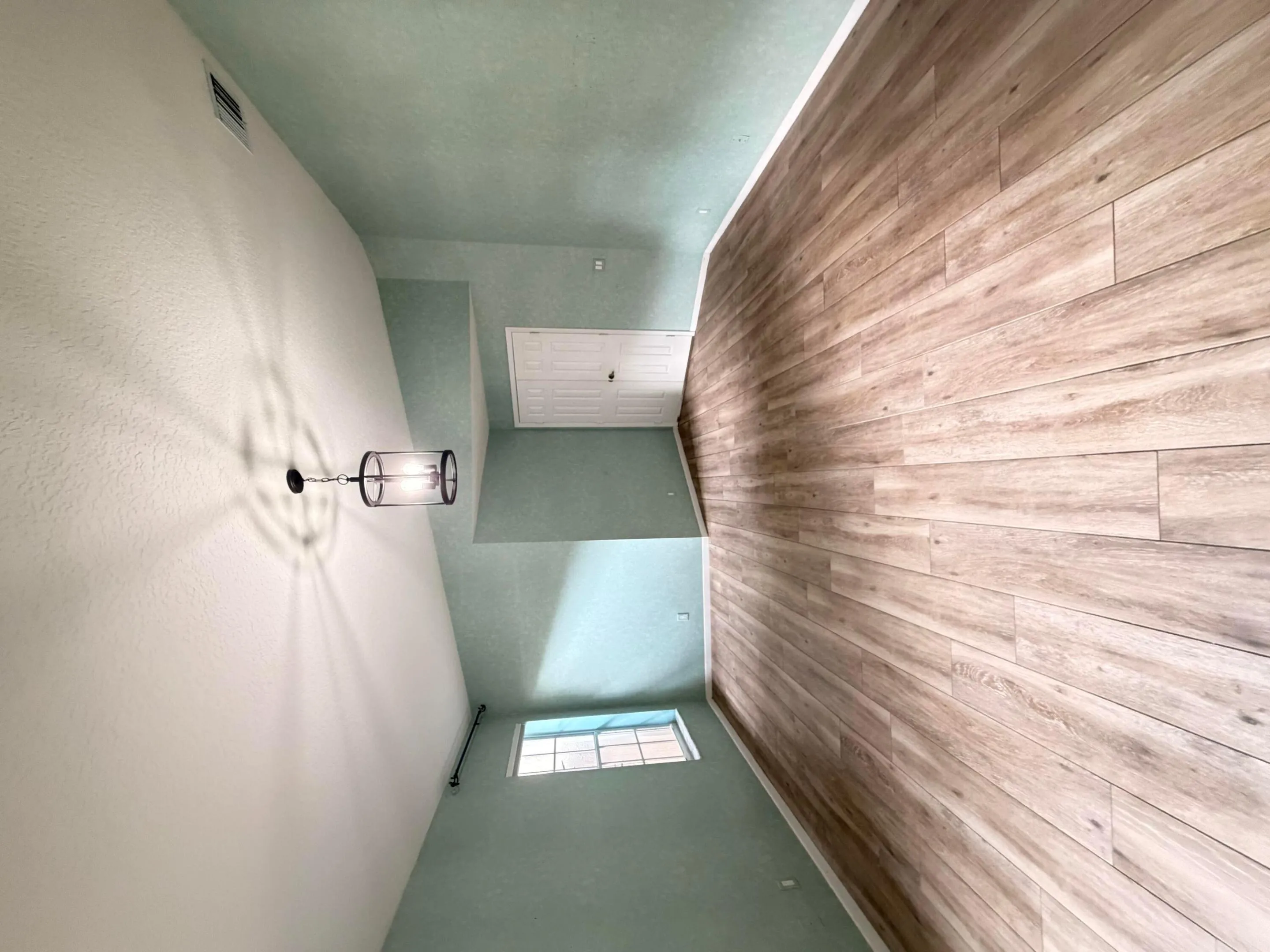 1st Floor Master Bedroom