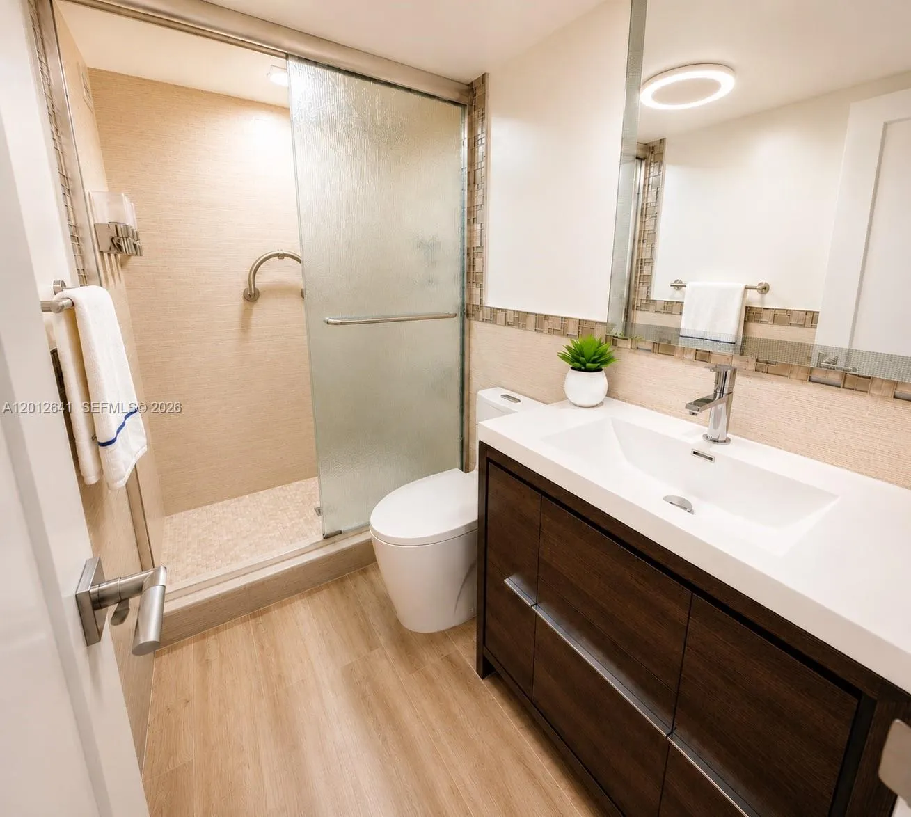 SECOND BATHROOM WITH SHOWER ENCLOSRE