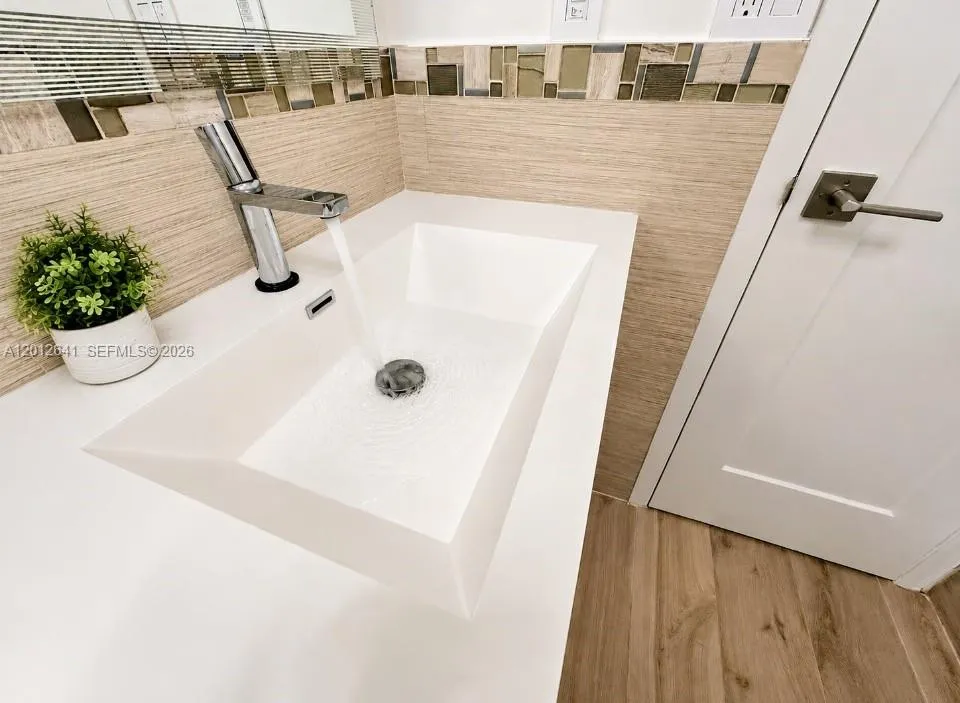 COUNTER SINK DETAIL VIEW