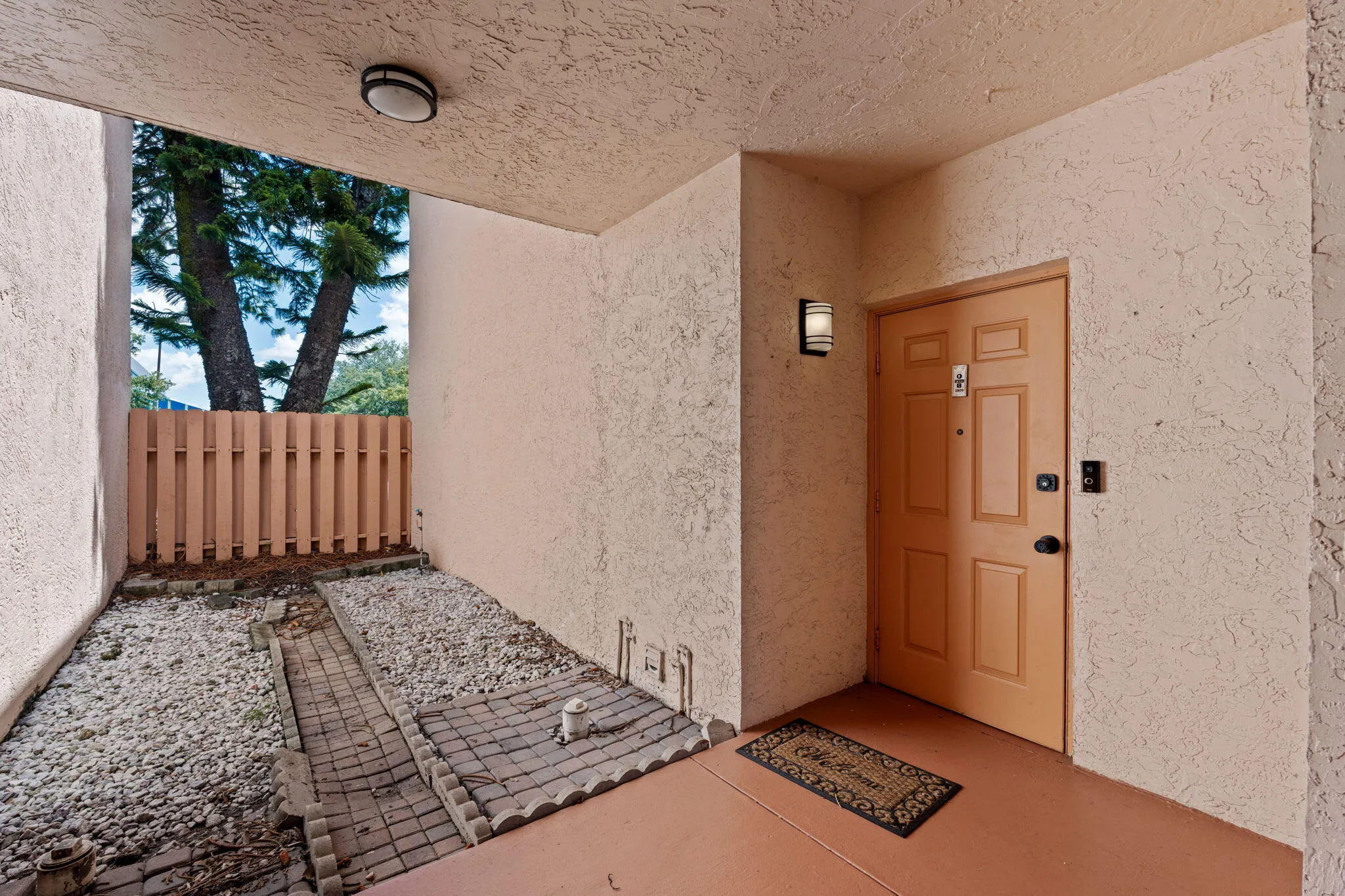 2-web-or-mls-A7406274