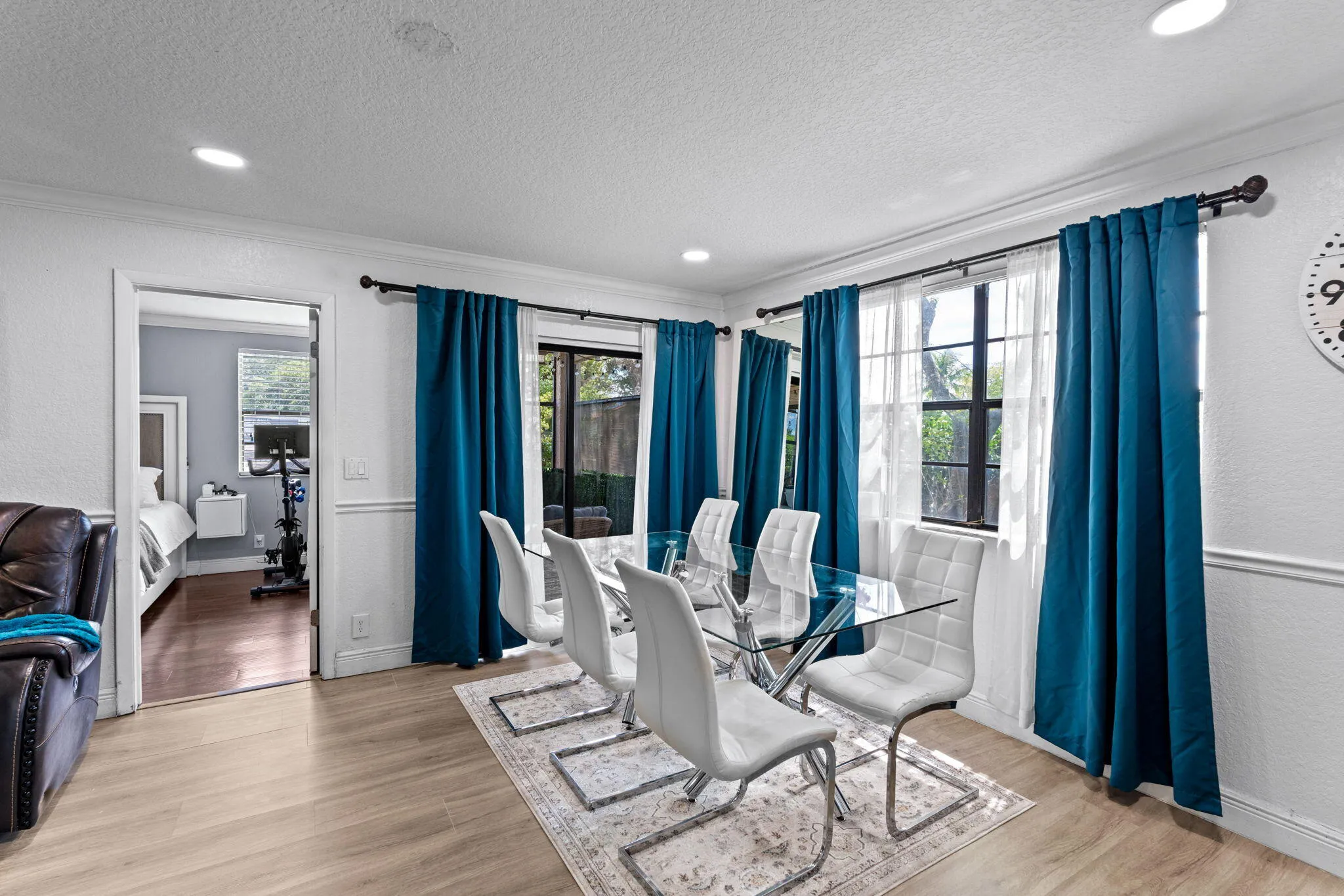 12-web-or-mls-A7406254