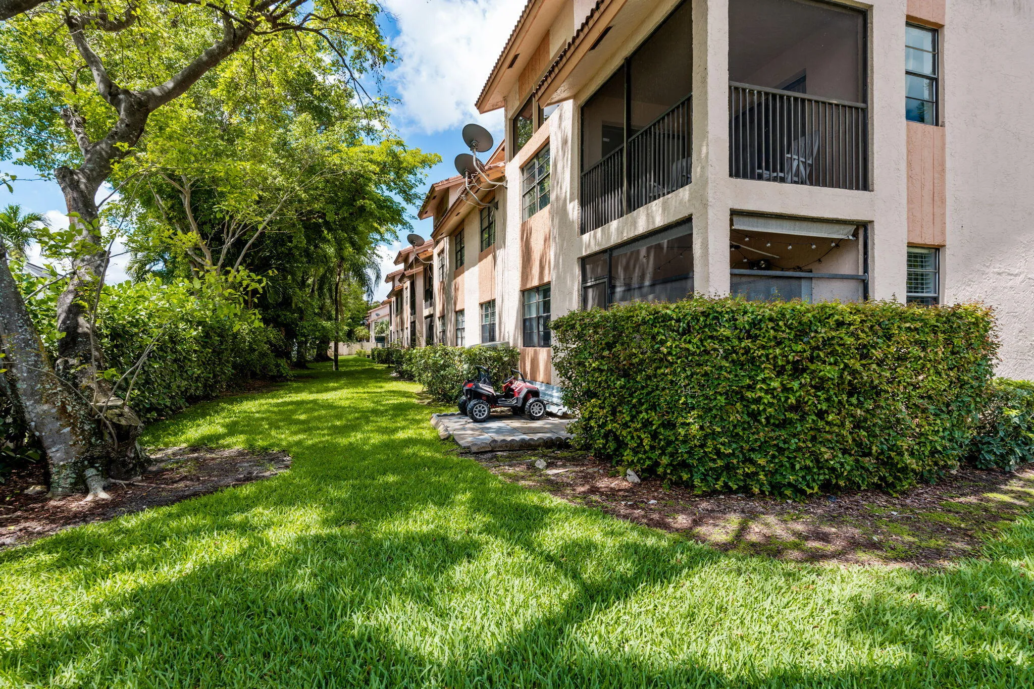 29-web-or-mls-A7406269