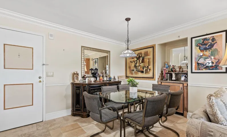 Dining room