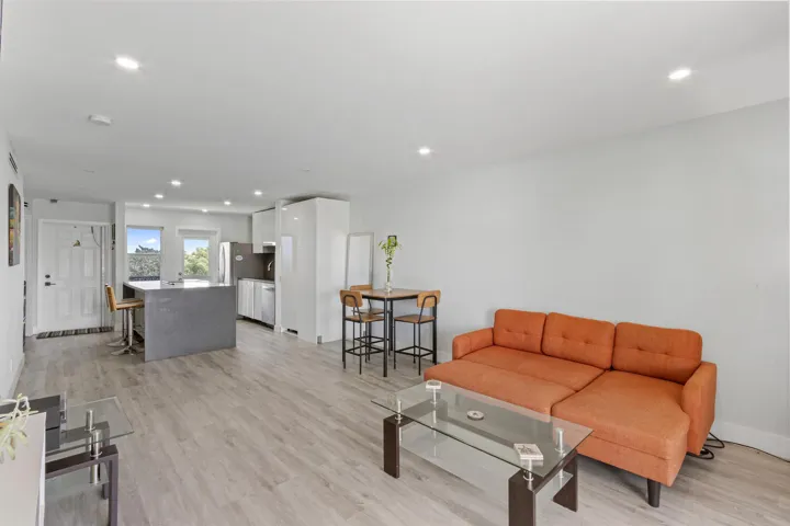 2871 N Ocean Blvd V443 Boca-large-016-03