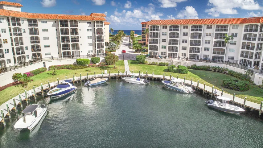 2871 N Ocean Blvd D318 Boca-large-029-02