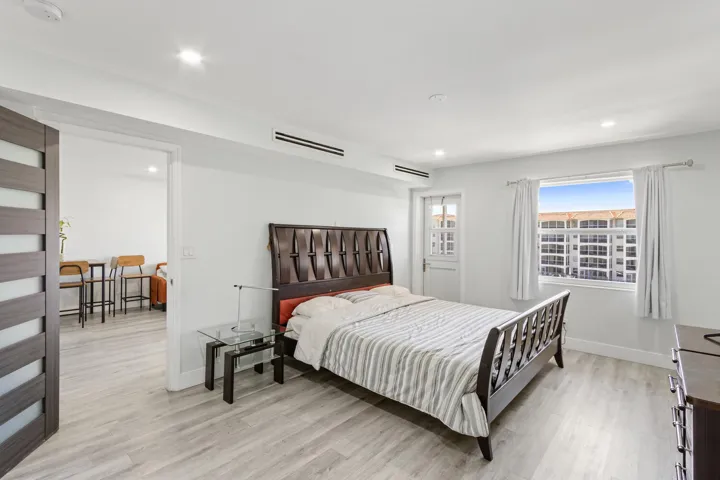 2871 N Ocean Blvd V443 Boca-large-021-00