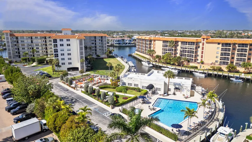 2871 N Ocean Blvd V443 Boca-large-047-04