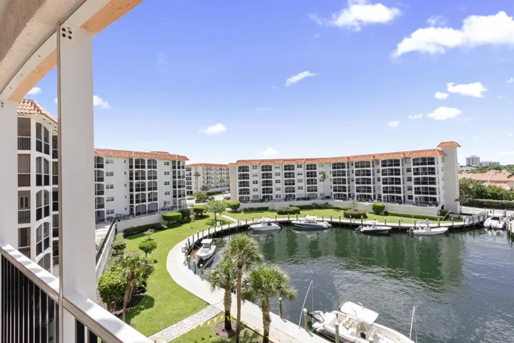2871 N Ocean Blvd V443 Boca-large-010-01