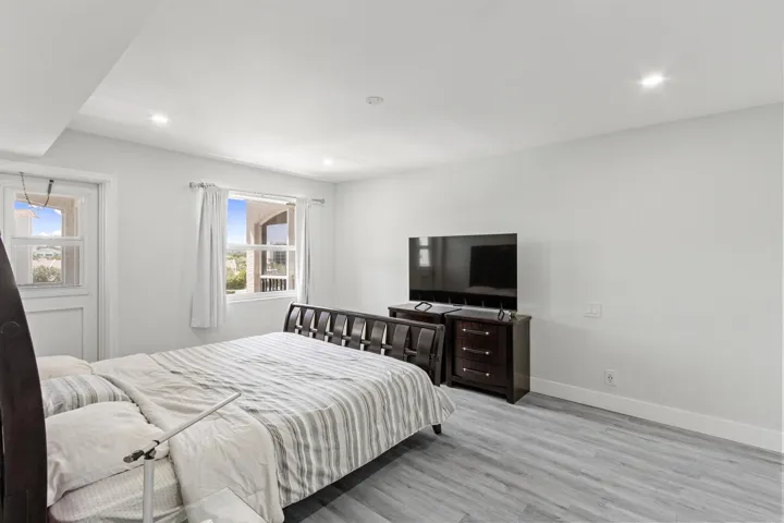 2871 N Ocean Blvd V443 Boca-large-020-02