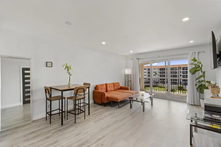 2871 N Ocean Blvd V443 Boca-large-008-03
