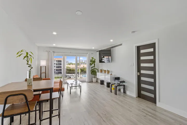 2871 N Ocean Blvd V443 Boca-large-006-00