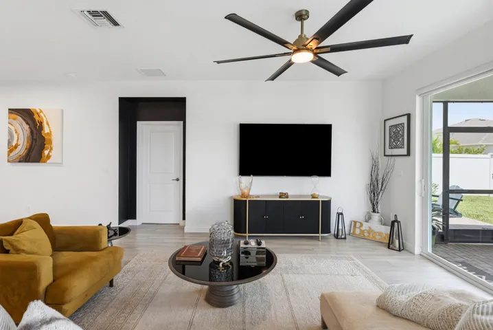 Living/family room