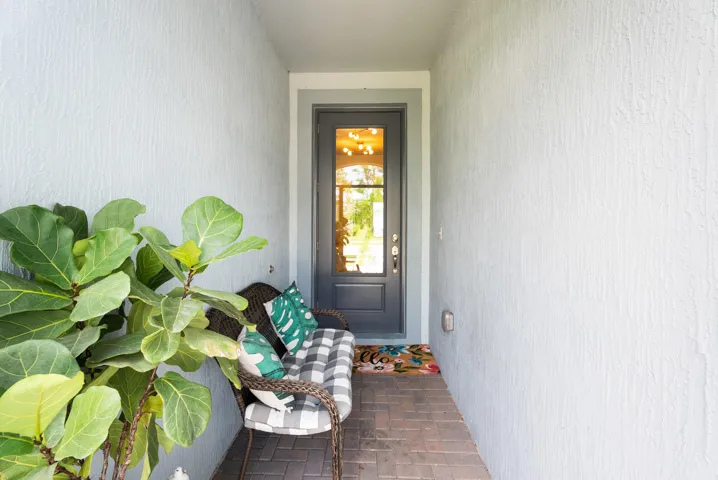 Screened in Porch