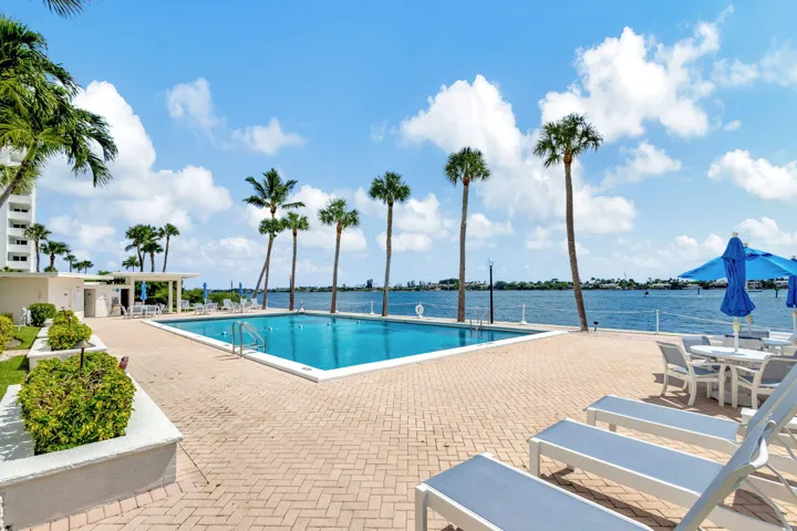 70-web-or-mls-Portofino 2600-5