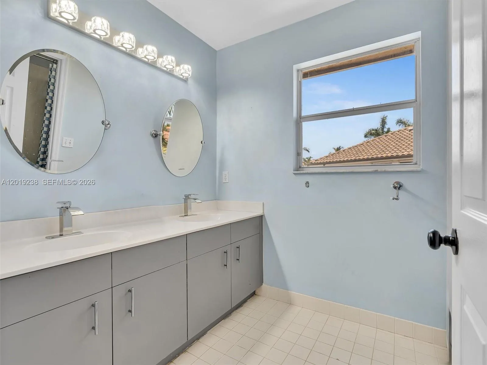 Property photo 54
