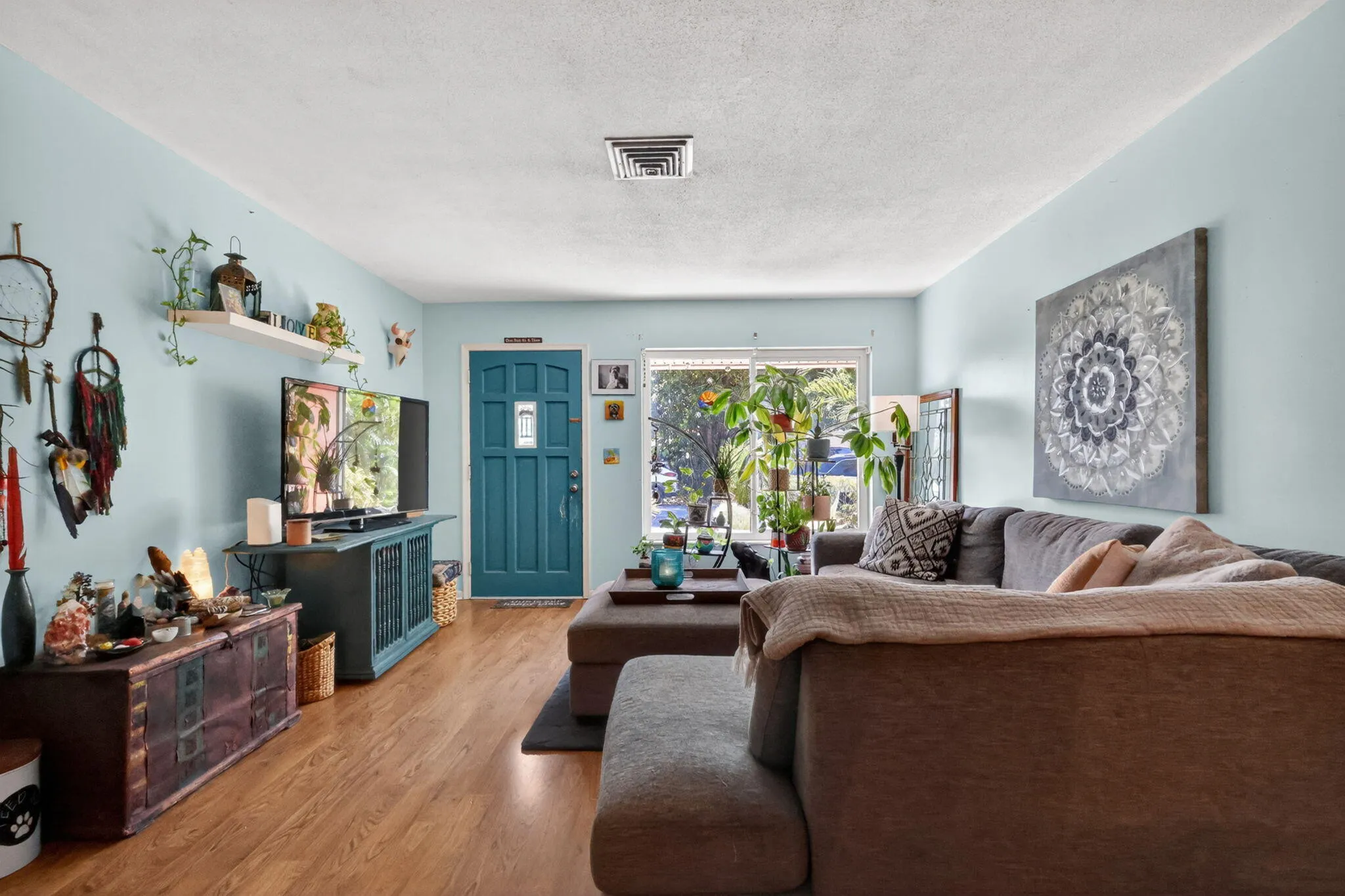 5-web-or-mls-F14A3954