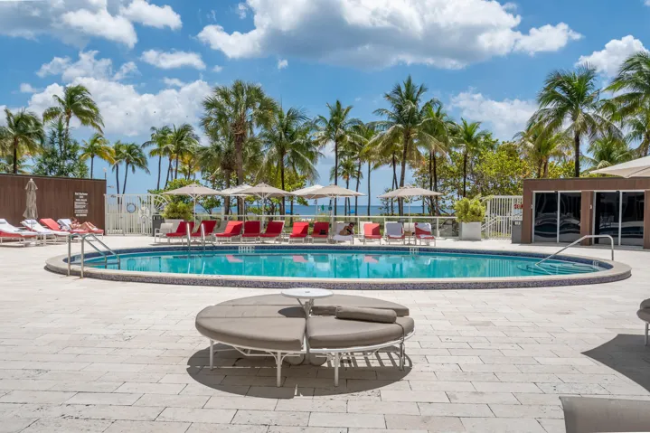 10155 apt 1401-62