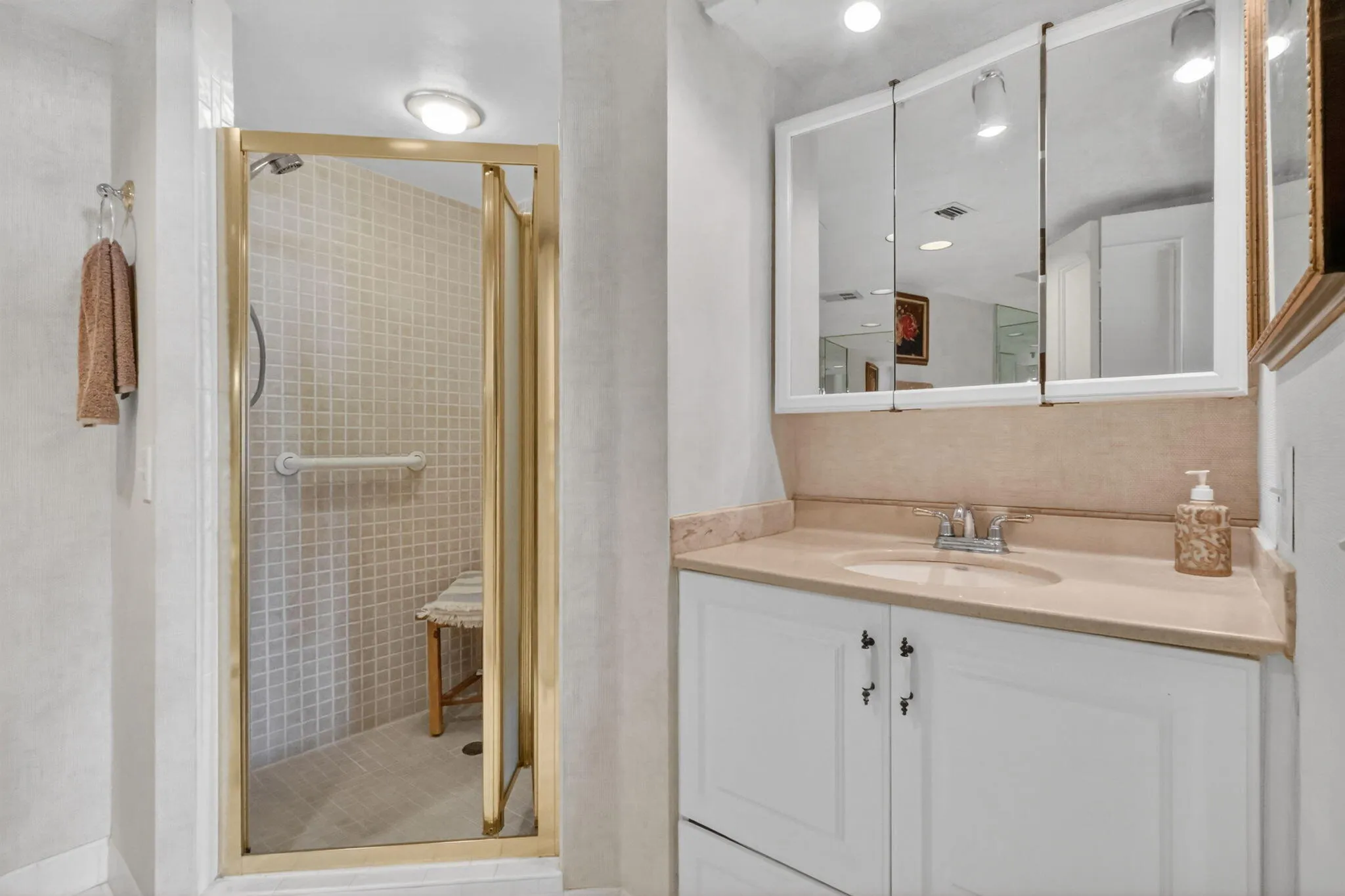 27-web-or-mls-F14A4268
