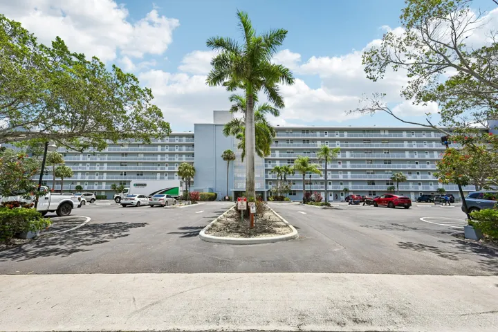 Retro Mid Century Look to the Buildings Exterior