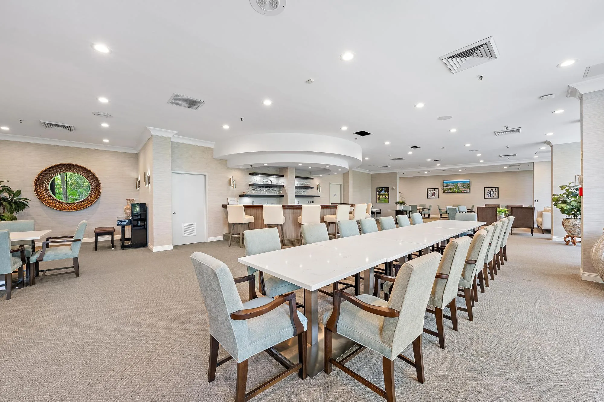 COMMUNITY ROOM