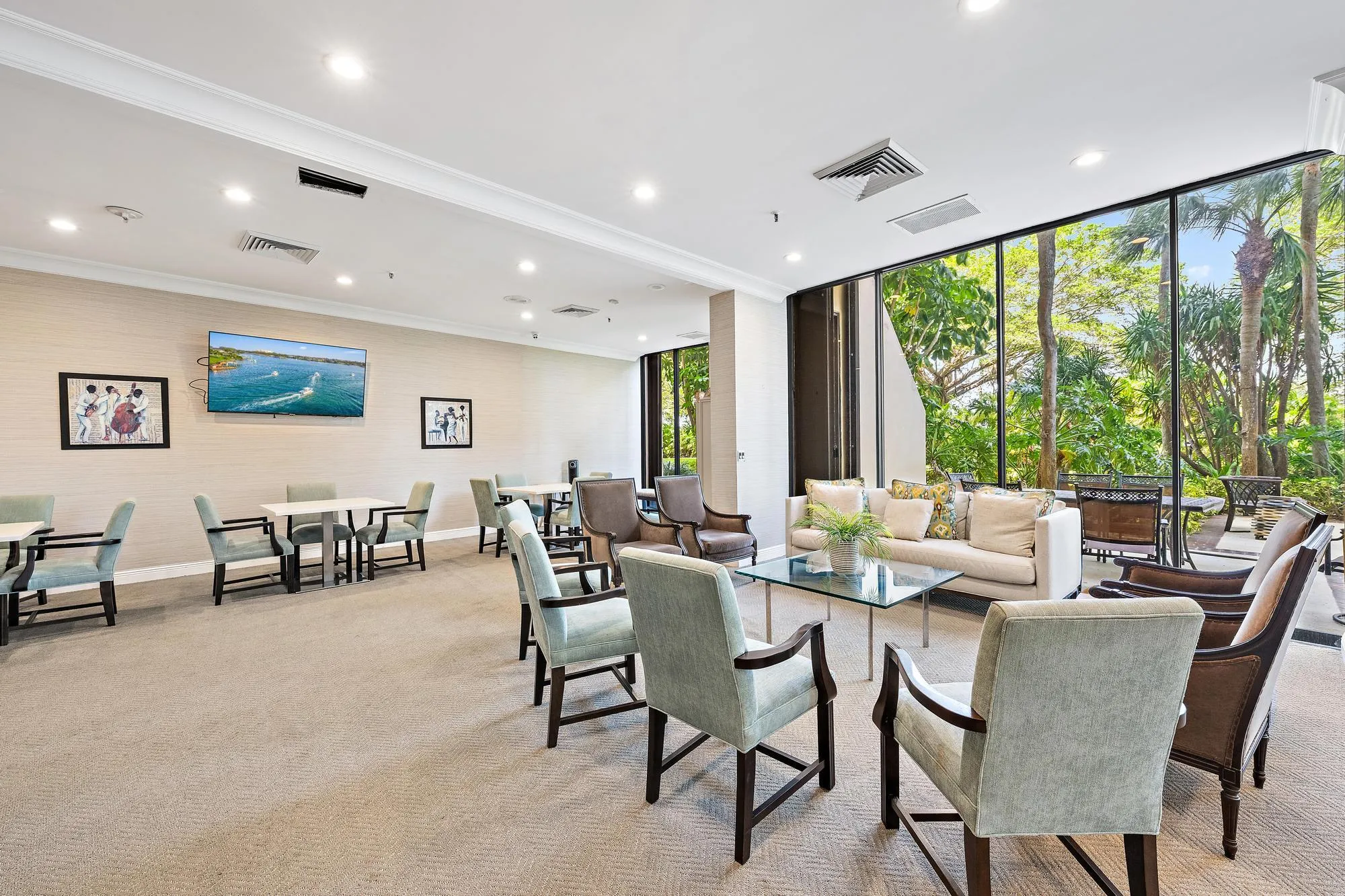 COMMUNITY ROOM