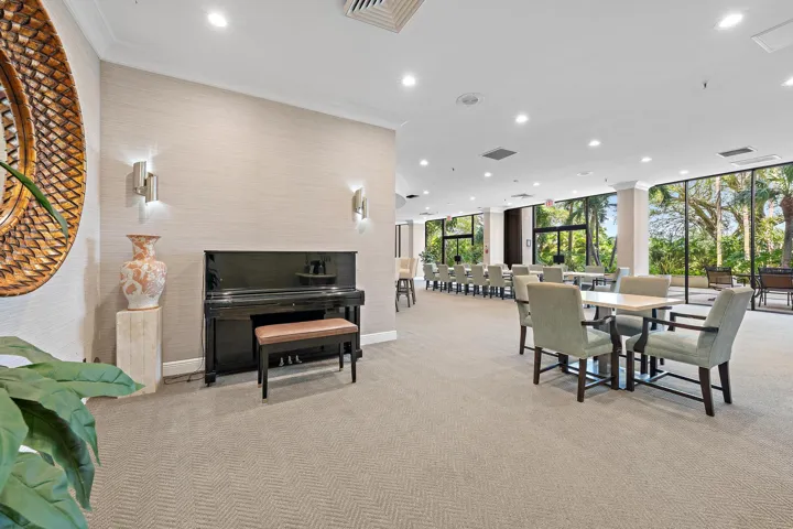 COMMUNITY ROOM