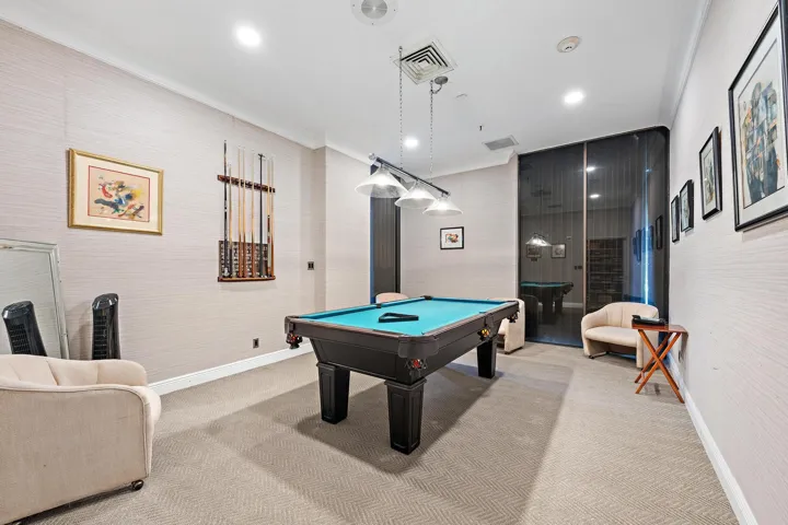 COMMUNITY BILLARD ROOM