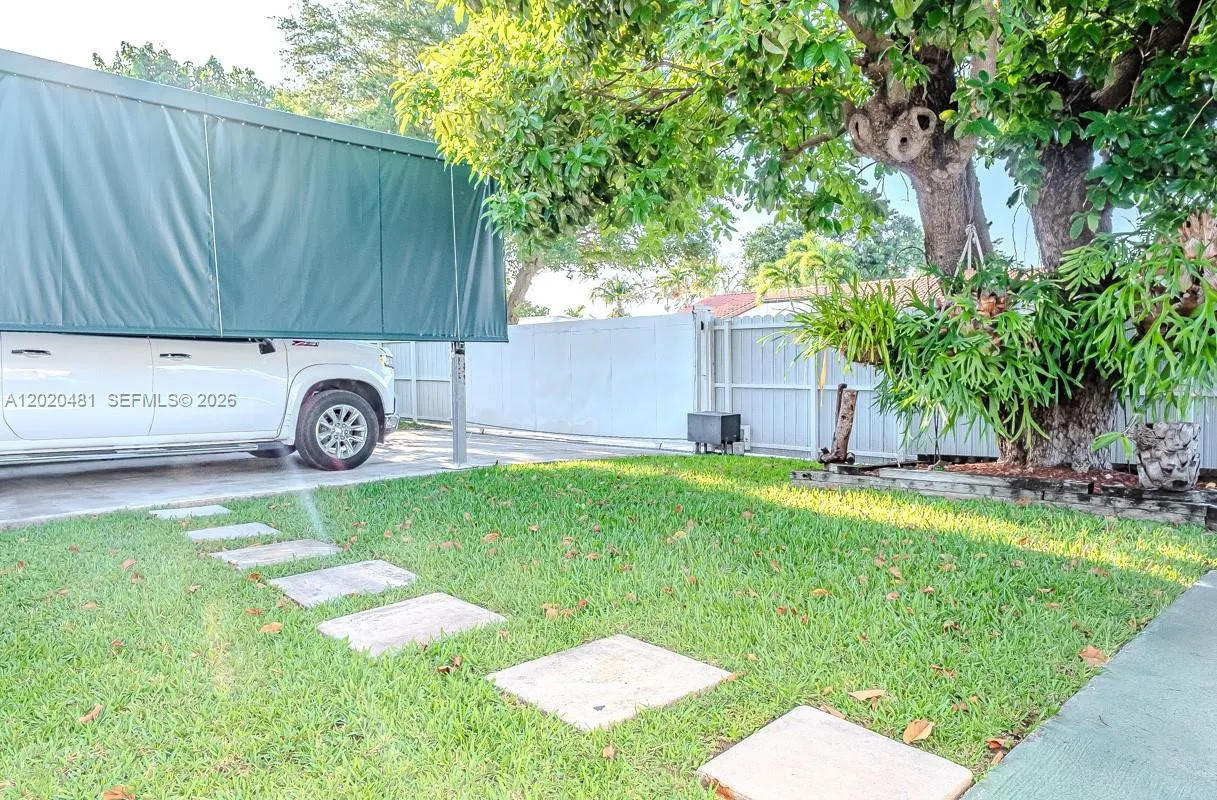Property photo 37