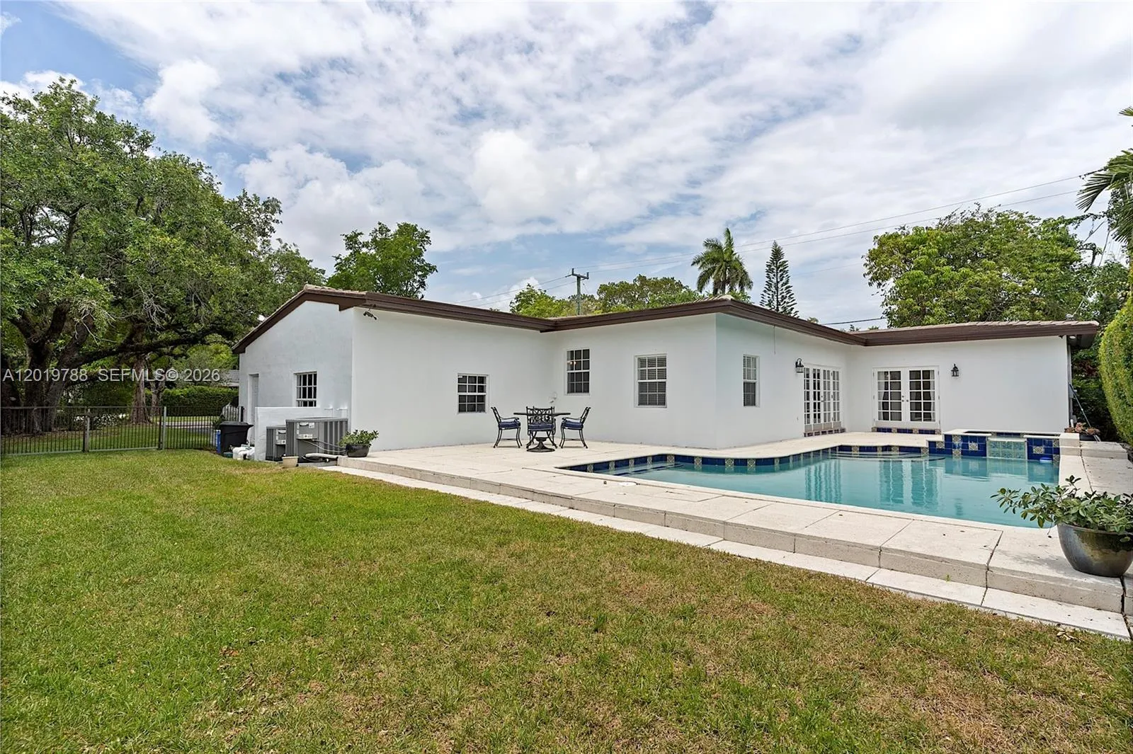 Property photo 28
