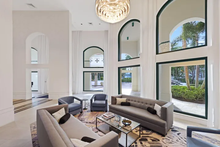 100 Southeast 5th Avenue - 74.jpg-SMALL