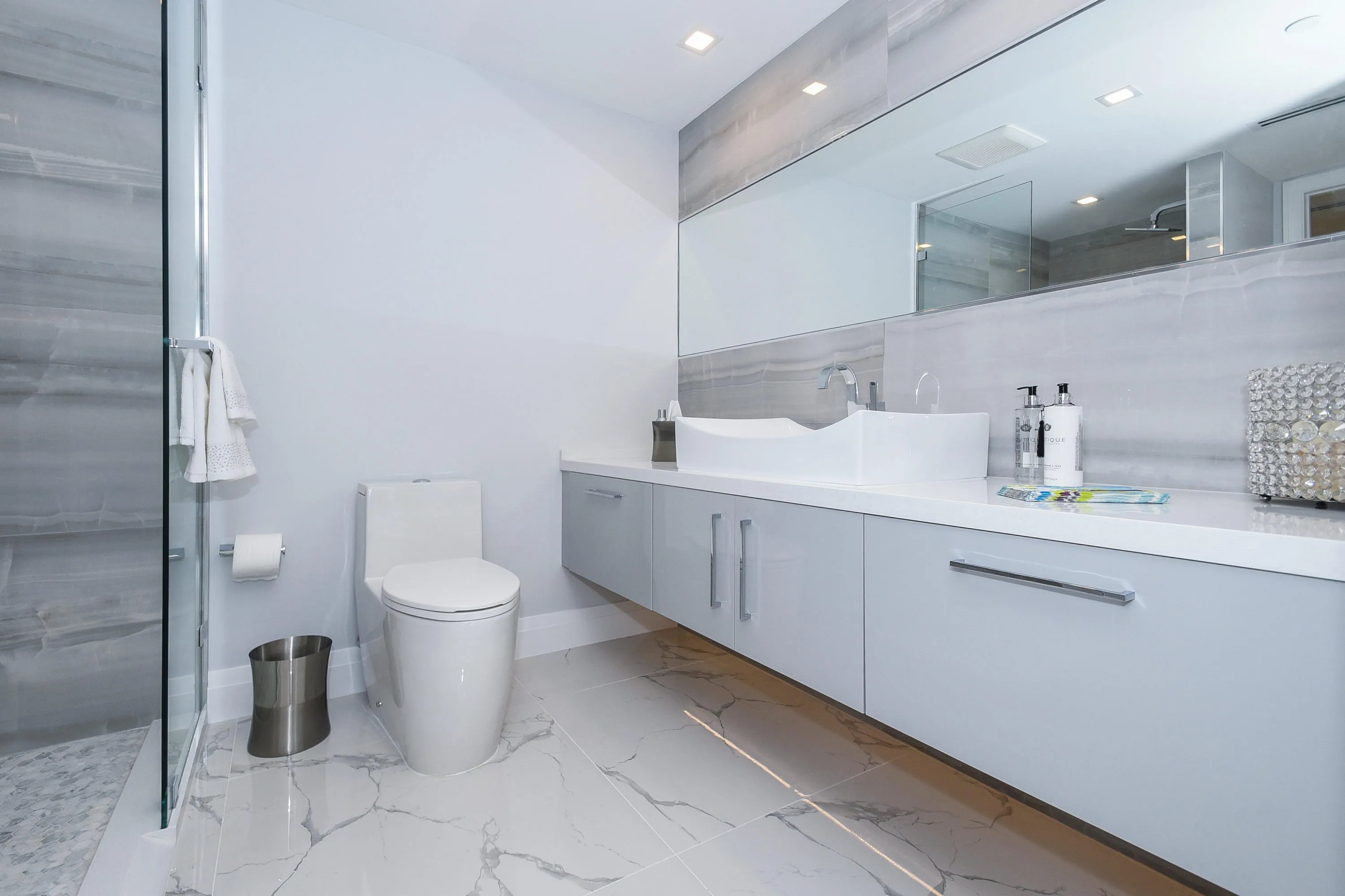 Bathroom2