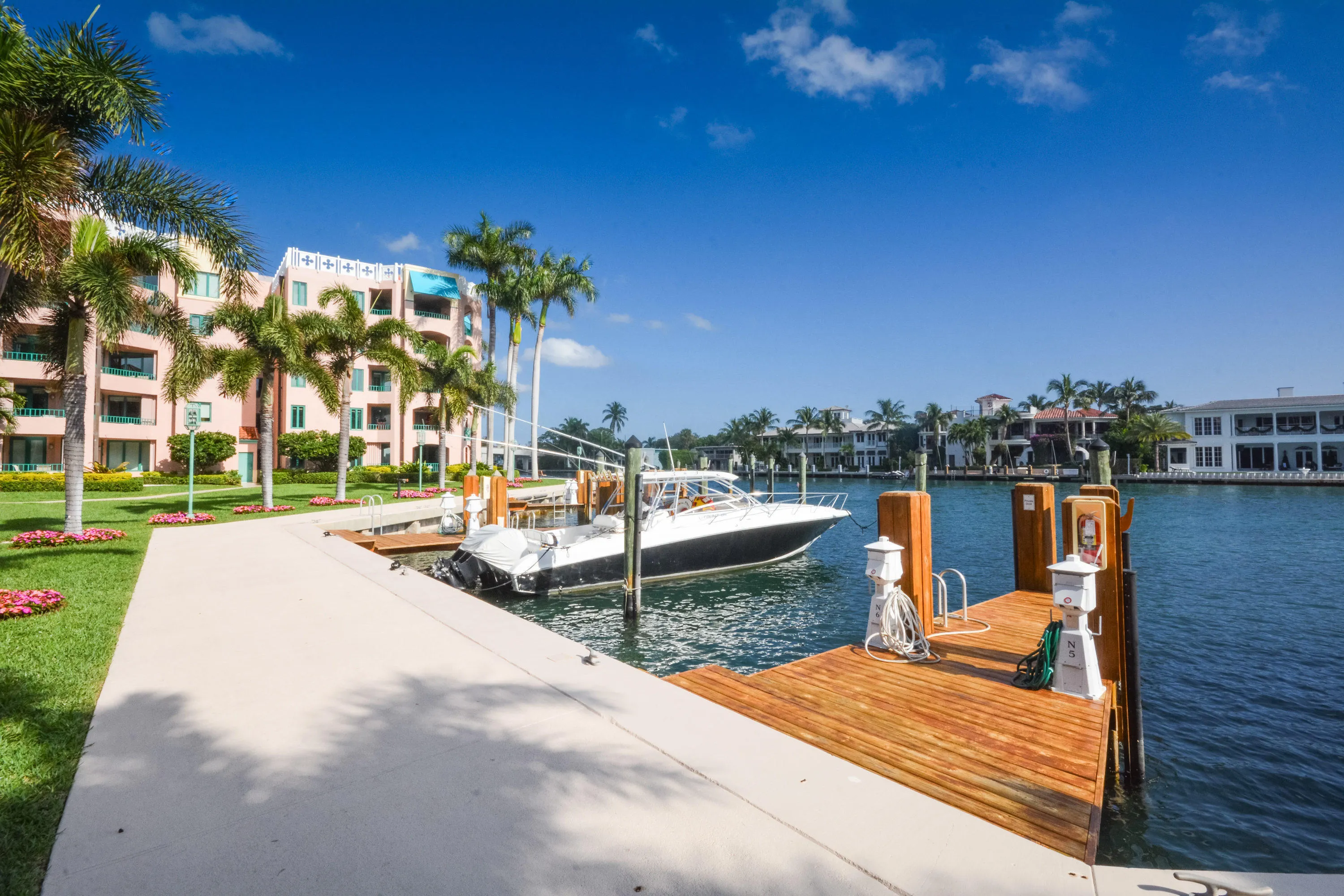 DOCK