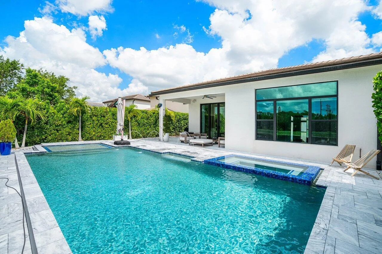 Pool 2