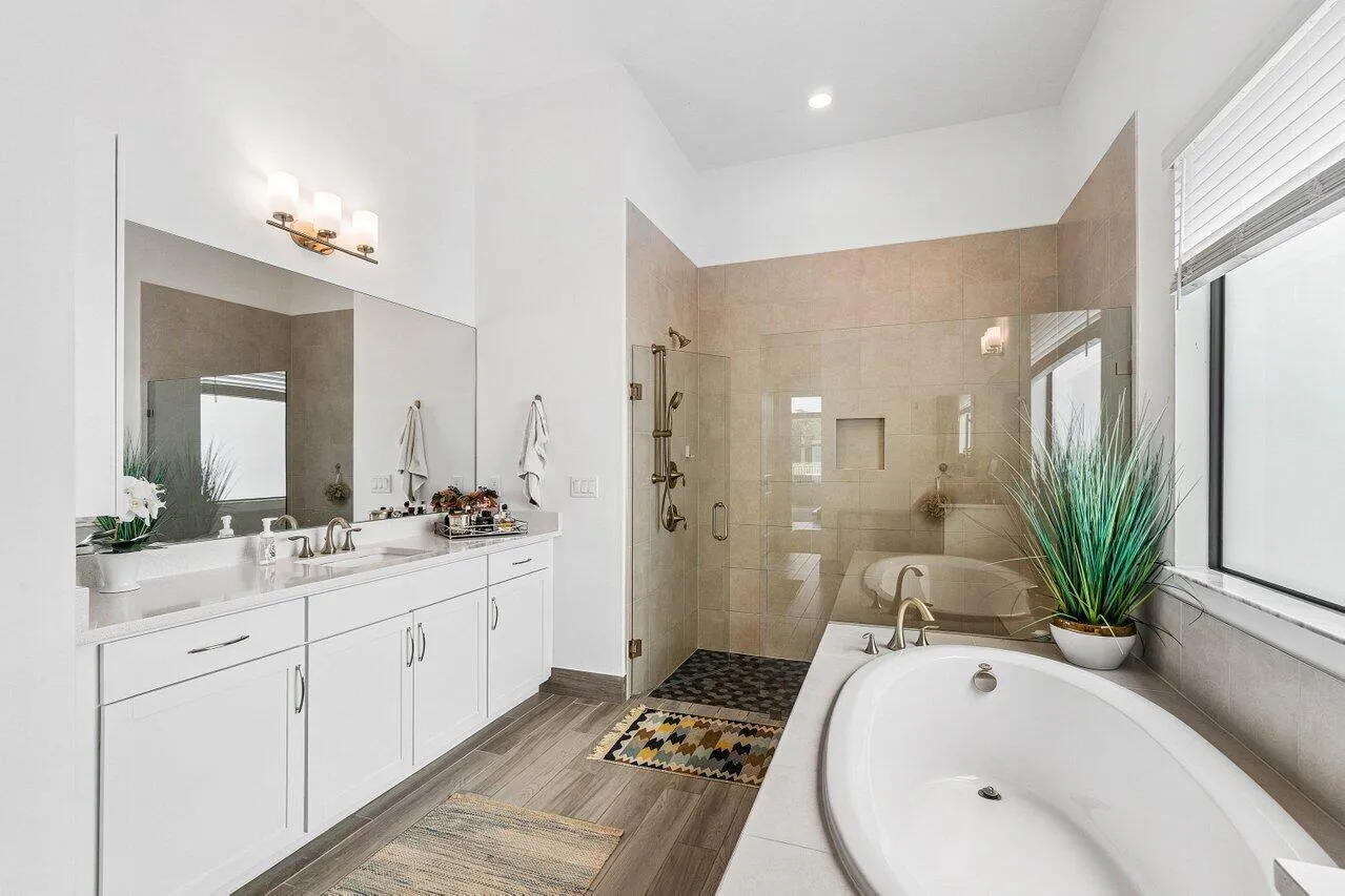 Master Bathroom 2