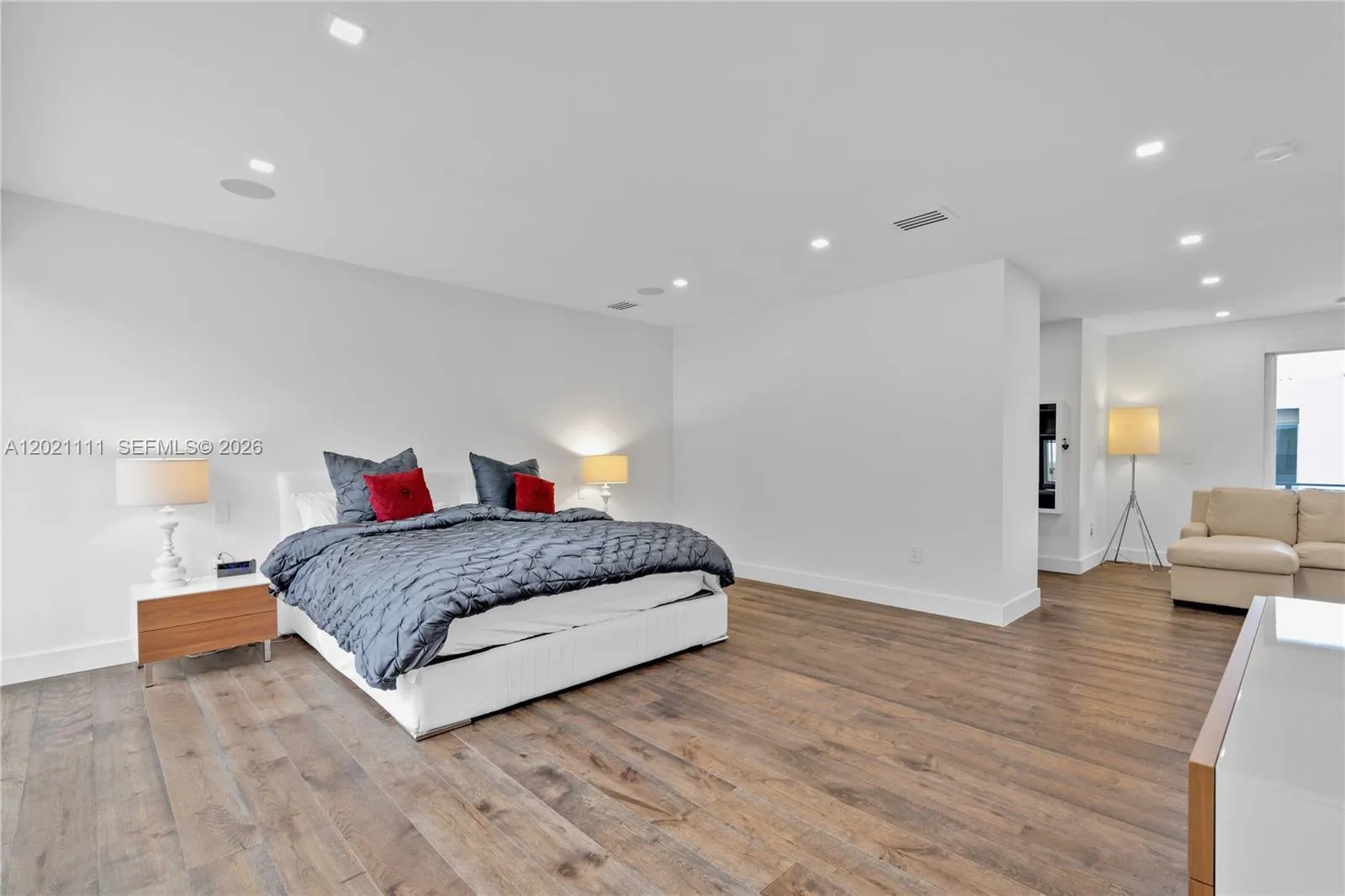 Property photo 42