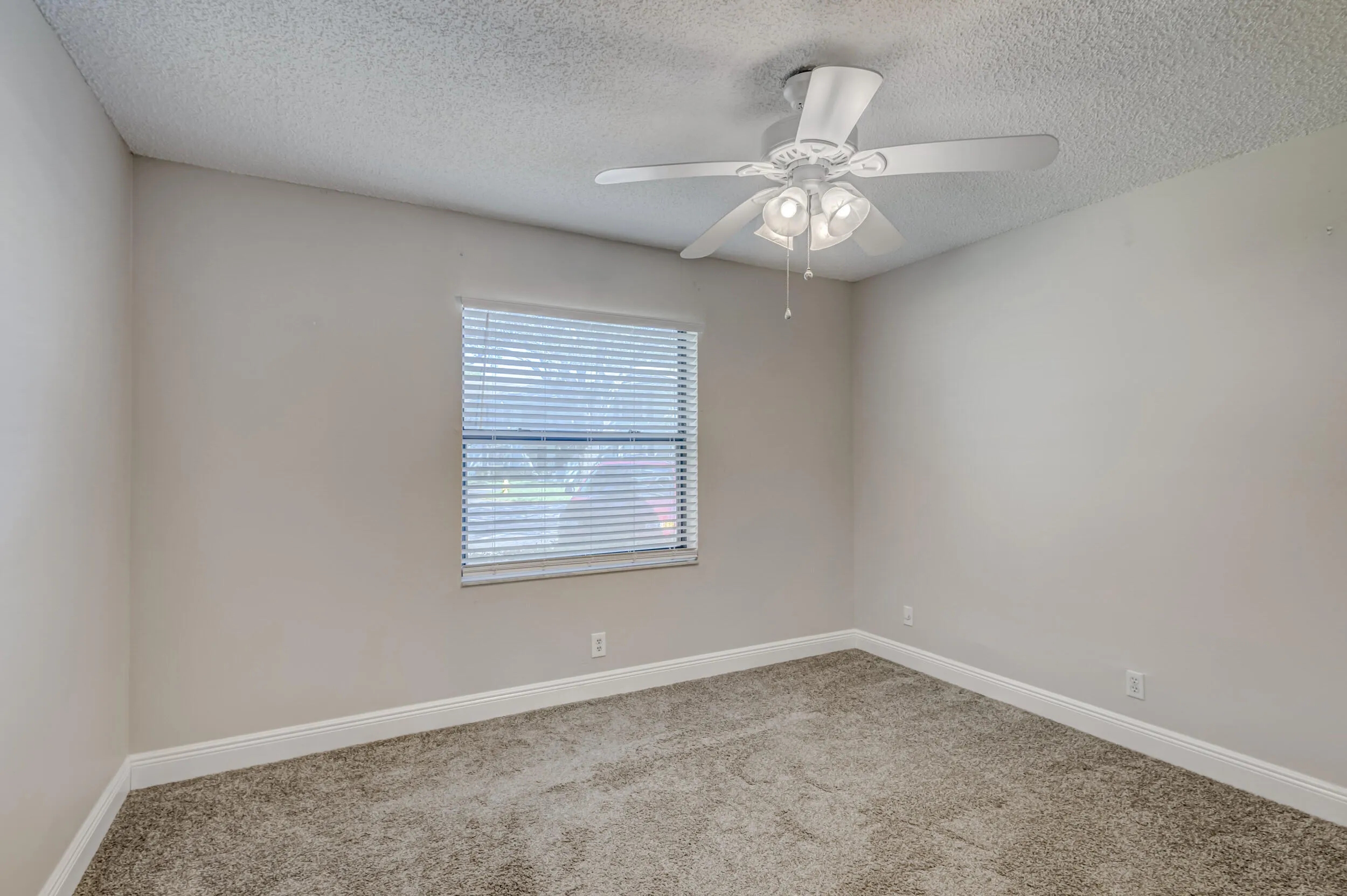 2 ND BEDROOM